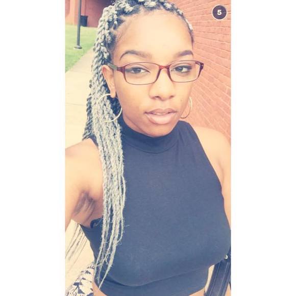 Meet your Posher, Shaena