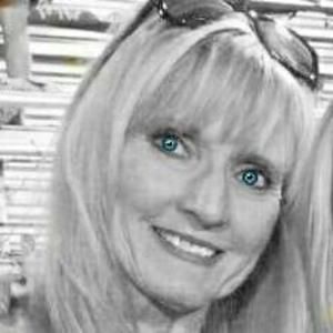 Meet your Posher, Dot