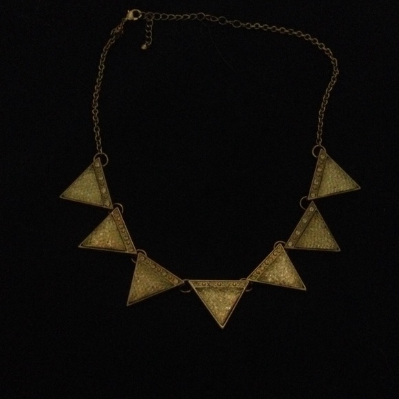 Charlotte Russe necklace - Picture 1 of 2