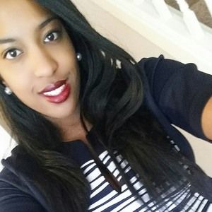 Meet your Posher, Raquel