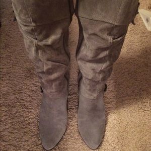 Grey suede boots sz 6