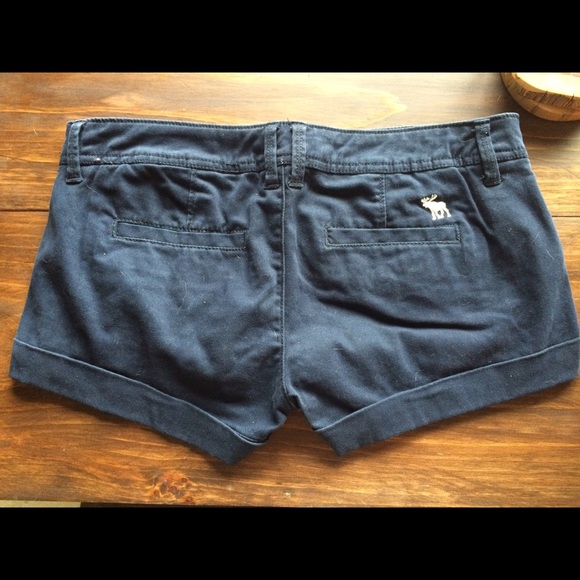 Abercrombie and Fitch shorts - Picture 2 of 4