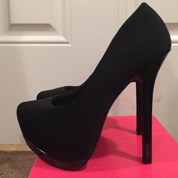 6" Dollhouse Platform Heels 👠😍