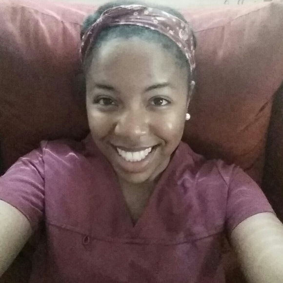 Meet your Posher, Alanna - Picture 1 of 1