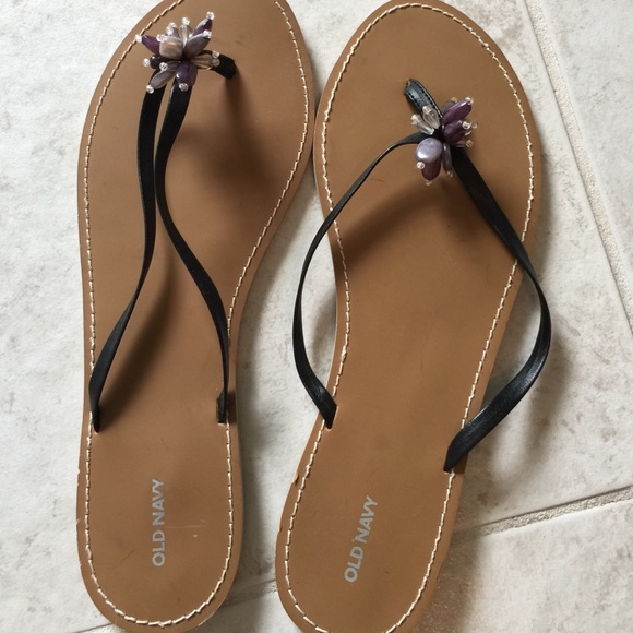 Old Navy sandals size 10