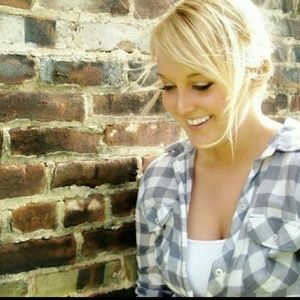 Meet your Posher, Hope