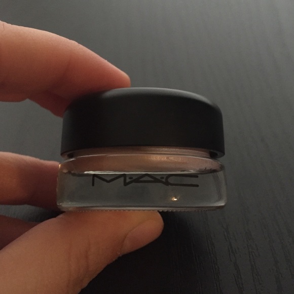 MAC Cosmetics Paint Pot - Bare Study