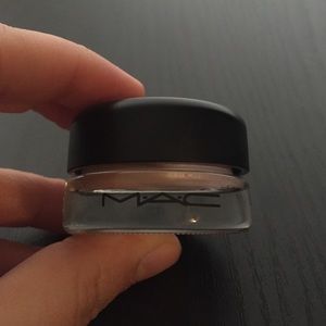 MAC Cosmetics Paint Pot - Bare Study