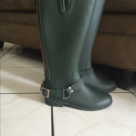 Steve Madden rain boots