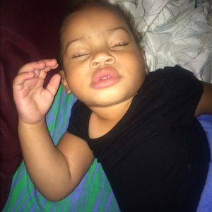 Meet your Posher, Nia