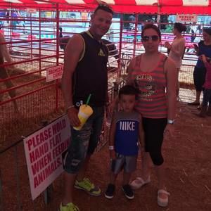 Meet your Posher, Valia