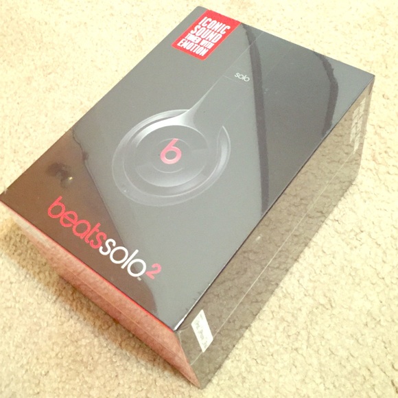 Brand New Beats Solo 2