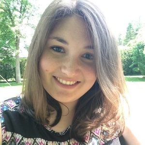 Meet your Posher, Monica