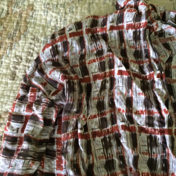 Printed button up - Picture 3 of 3