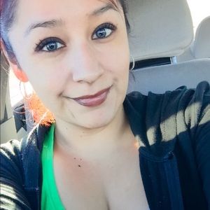 Meet your Posher, Tressee