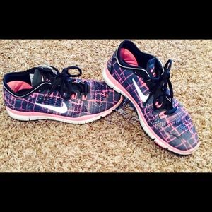 ladies nike size 7