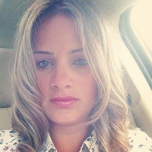 Meet your Posher, Cornelia