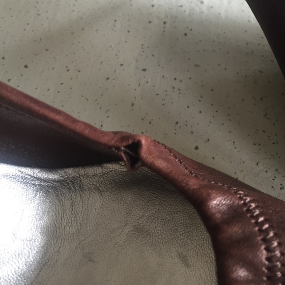 Prada heels - Picture 2 of 4