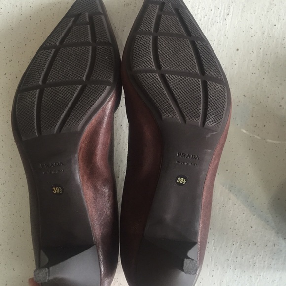 Prada heels - Picture 4 of 4