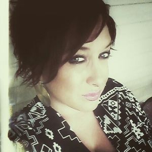 Meet your Posher, Leonae