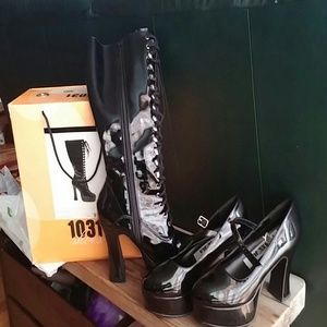 Halloween shoes..wore only once