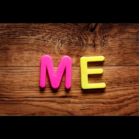 Meet your Posher, Lucrecia - Picture 1 of 1