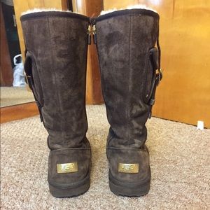 Authentic brown Ugg boots!