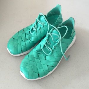 Nike Roshe Run Wovens