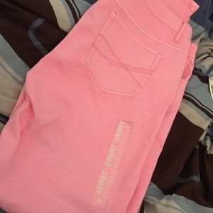 Aeropostale skinny jeans new with tags. 13/14