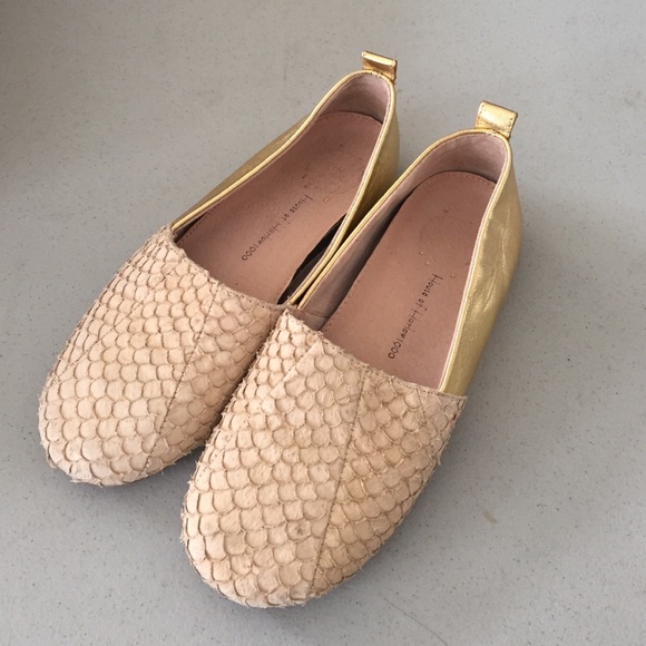 House of Harlow flats