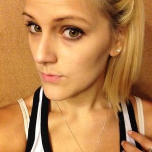 Meet your Posher, Renee