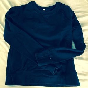 Black Lululemon pullover