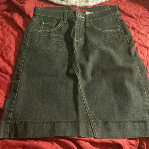 Denim skirt