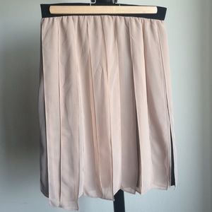 VERY CUTE ANN TAYLOR Skirt Size 2