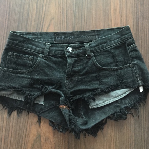 One teaspoon shorts