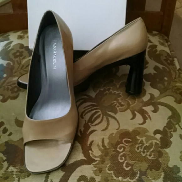 Two Tone Pumps