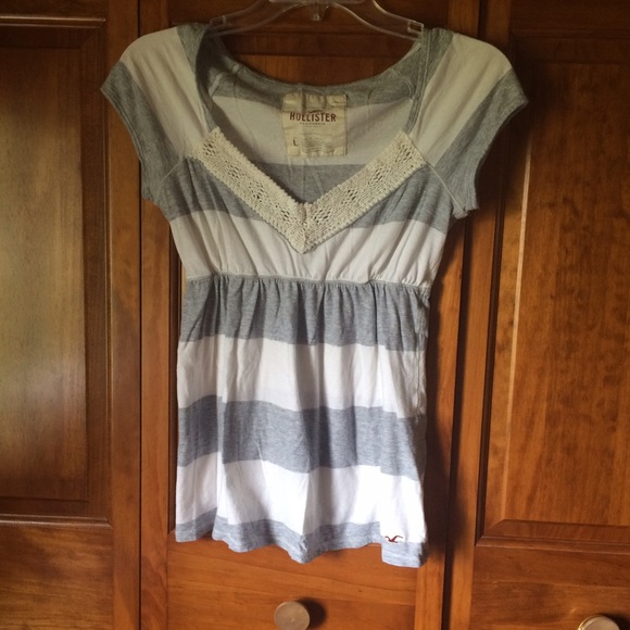 Hollister T-shirt!