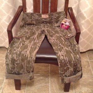 Mossy Oak camouflage pants
