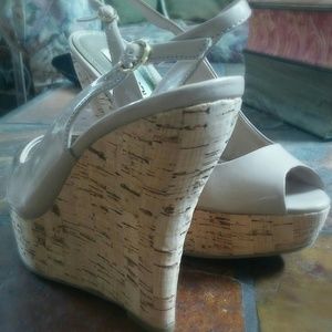 Steve Madden Blush Patent Wedges