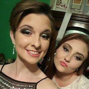 Meet your Posher, Ashara