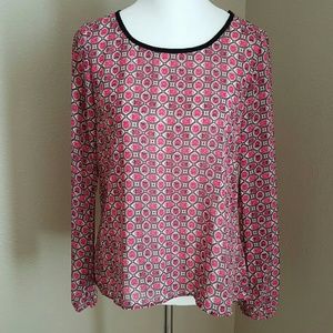 Bundle two cute Blouses