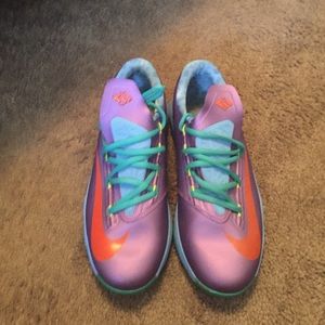 Kevin durant basketball shoes