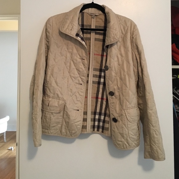 Burberry Jackets & Blazers - Burberry Beige quilted jacket
