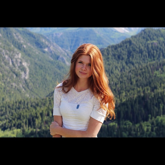 Meet your Posher, Clara - Picture 1 of 1