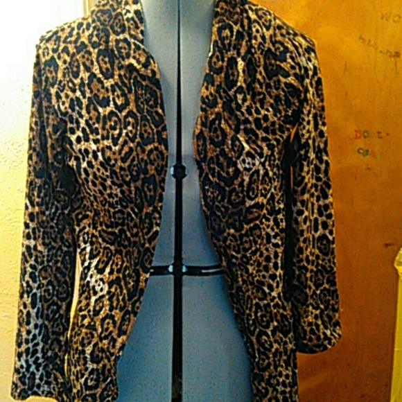 Leopard hooded cover up