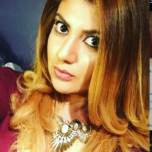 Meet your Posher, Dalia