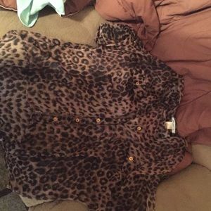 Cheetah print flowy shirt