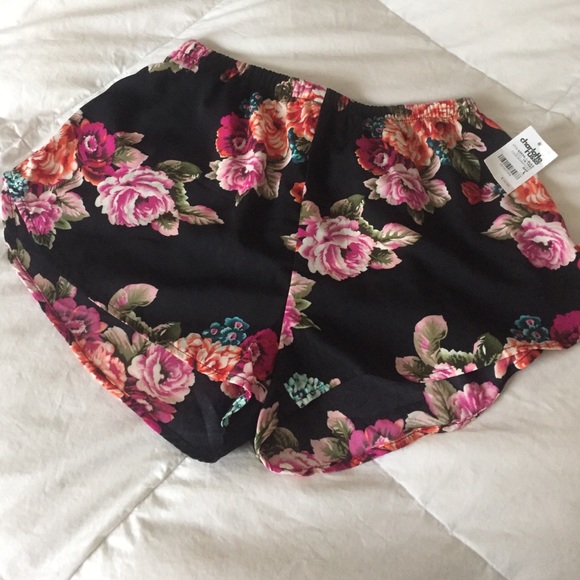 NWT Black Floral Shorts
