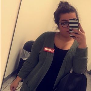 Meet your Posher, Victoria