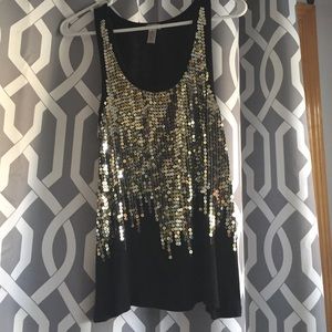 Sequin tank